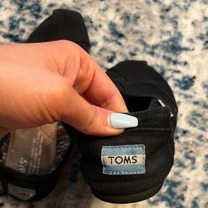 Womens Toms solid black